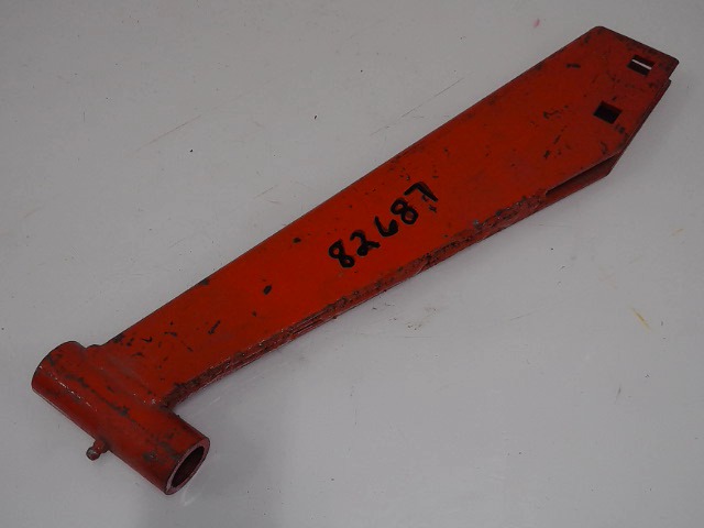 82687 Arm for BUSHHOG KEWANEE