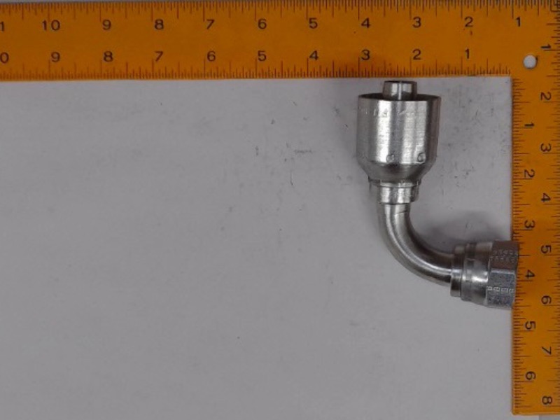 X13971-12-10 Fitting for JOHN DEERE