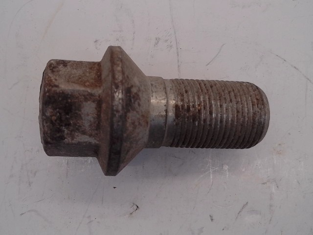 30-3044300 Bolt for AGCO