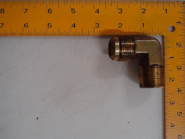 31-466 90 Fitting for CUB CADET