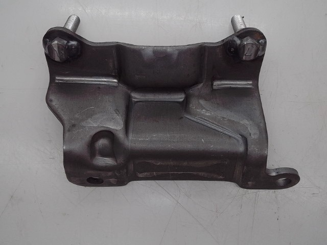 1J574-50652 Bracket for KUBOTA