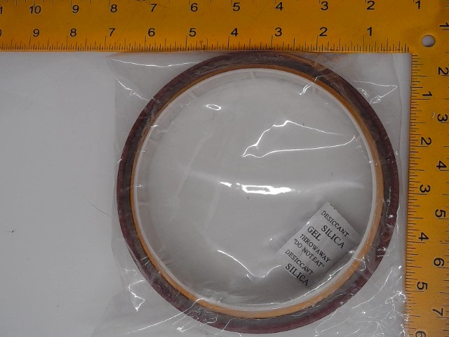 J909411 CASE Seal Crankshaft