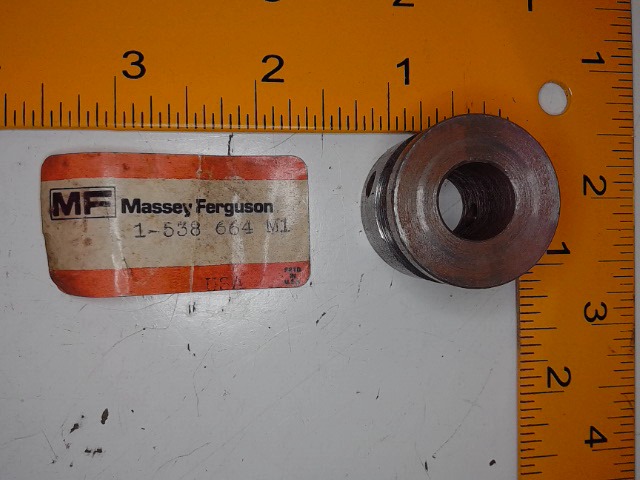 538664M1 Collar for AGCO