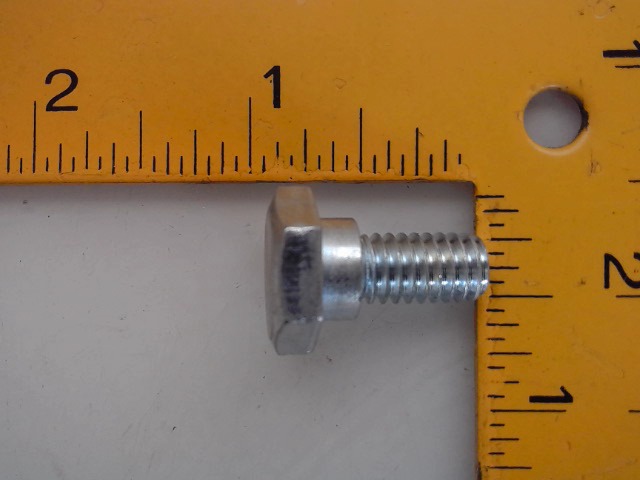 738-0140 Bolt for CUB CADET