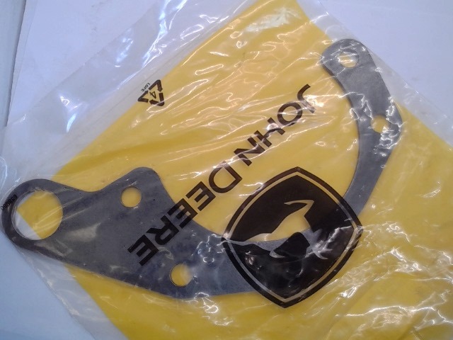 L62815 Retainer for JOHN DEERE