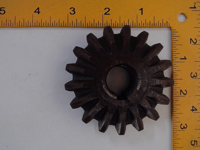 522212E AGCO Gear