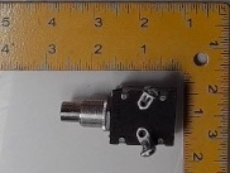 1710462 AGCO Switch