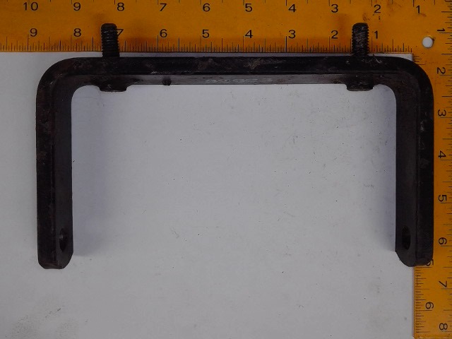 32-323 Saddle for CUB CADET