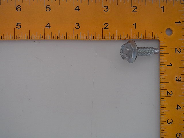 1960667 Screw for AGCO