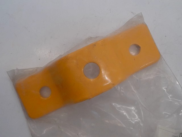 703-3189 8/bracket for CUB CADET