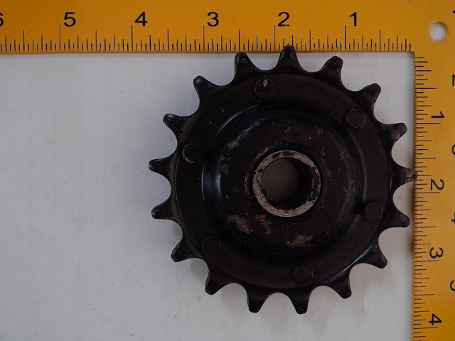 7187-2 Spkt for AGCO