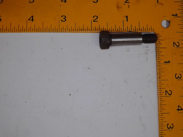 35132 WOODS Screw