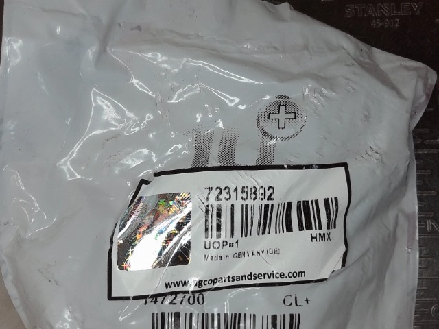 72315892 Bolt for AGCO