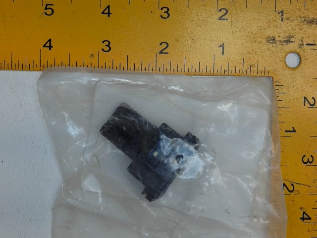 57M11776 Connector for JOHN DEERE