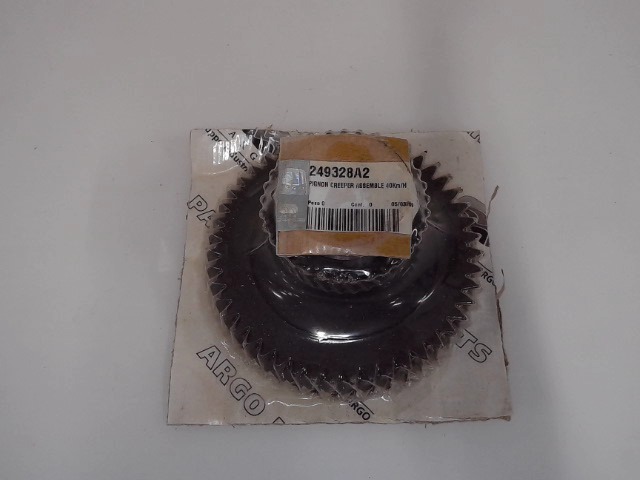 249328A2 KOMATSU Pinion