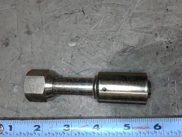X16826-10-12 Fitting for JOHN DEERE