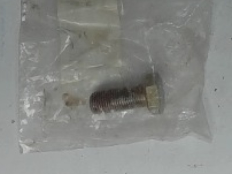86054817 Bolt