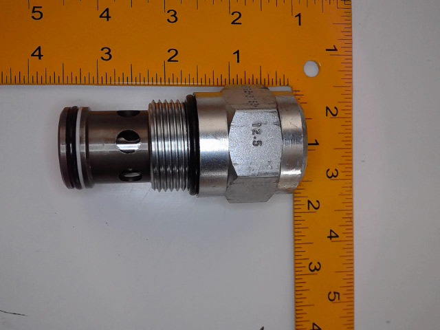 335894A1 Valve for CASE NEW HOLLAND