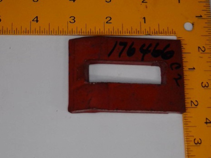 176466C2 Bracket for CASE NEW HOLLAND
