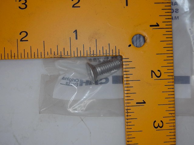 8900142285 Screw for CUB CADET