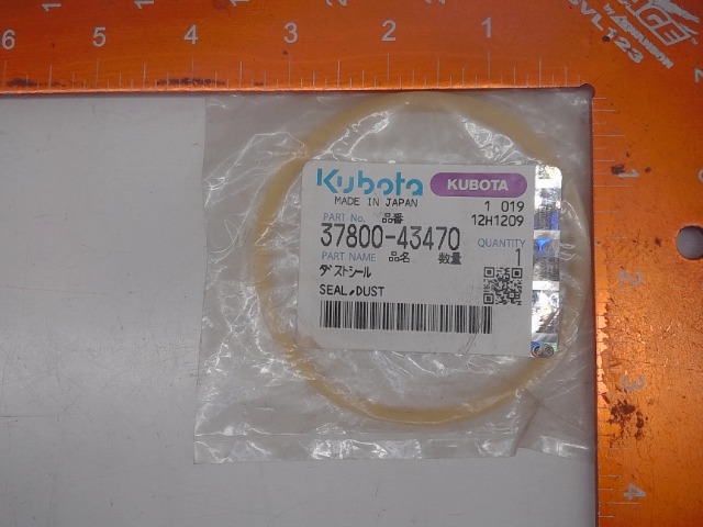 37800-43470 Dust Seal