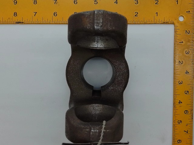 W800-3524 Yoke for AGCO