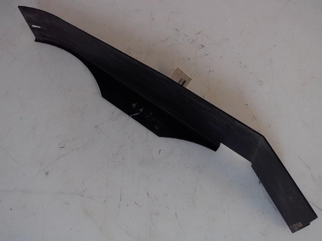 1716878 Baffle for AGCO