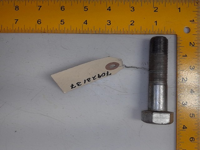 70923137 Bolt