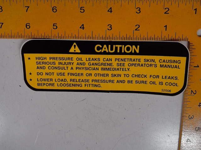32006 MACDON Decal