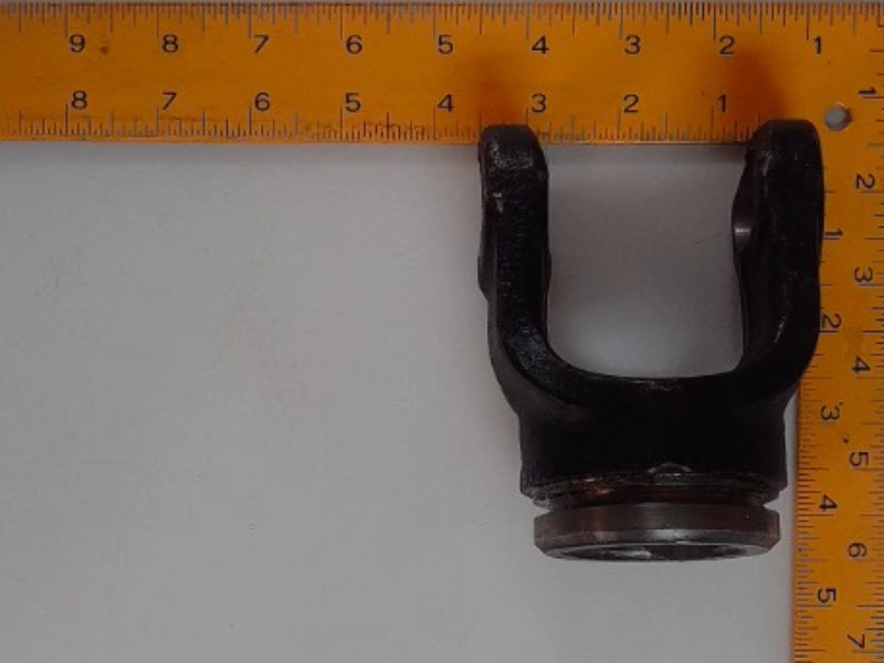 5WP1001301 Yoke for JOHN DEERE