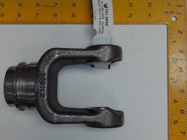 W701-3500 Yoke for AGCO