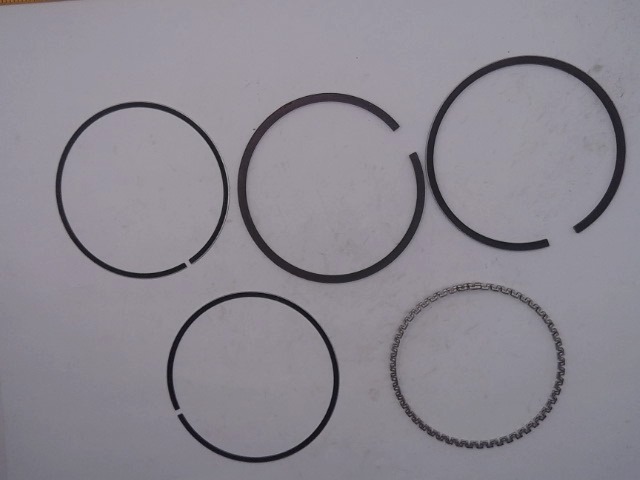 BS807620 NAVISTAR Ring Set