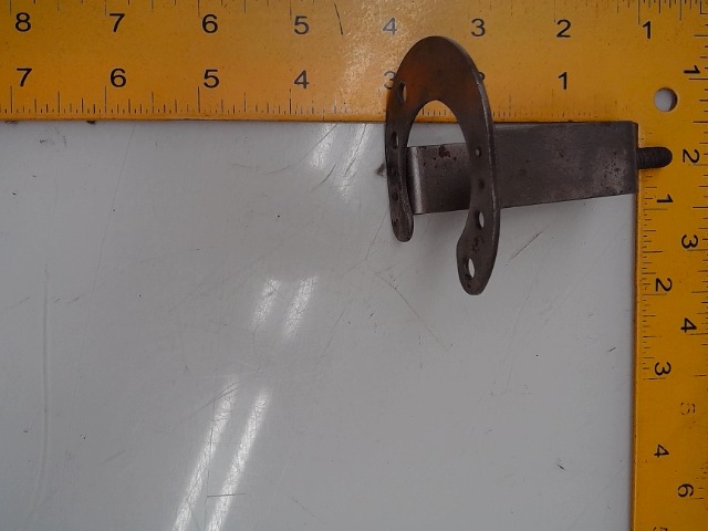 BS394546 Bracket for CUB CADET