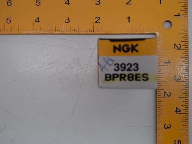 A-B1BPR8ES Plugs for JOHN DEERE