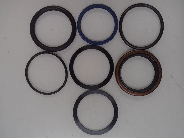 71512063 Seal Kit for AGCO