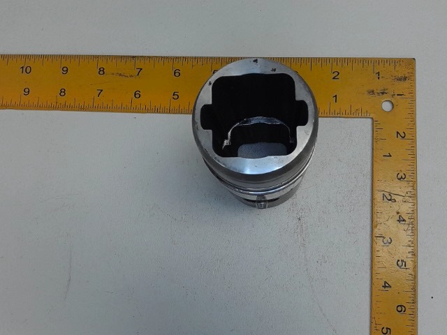 W500-3500 Sleeve for AGCO
