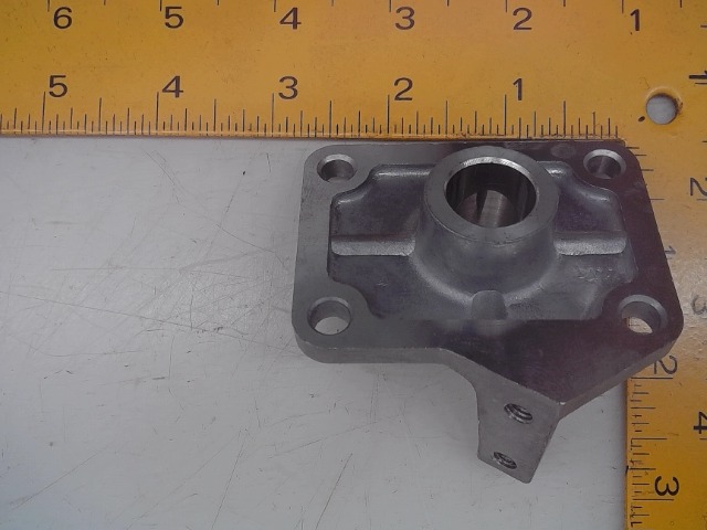 15841-57112 Plate
