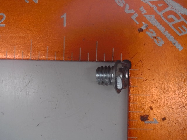 1654905 Bolt for AGCO