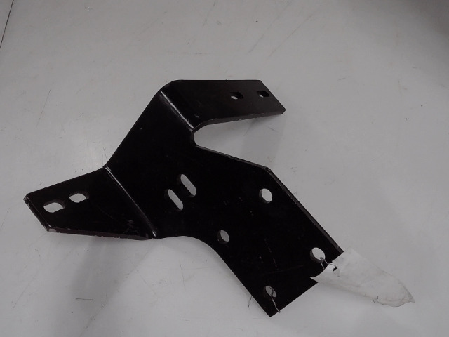 1675465C3 Bracket for CASE NEW HOLLAND