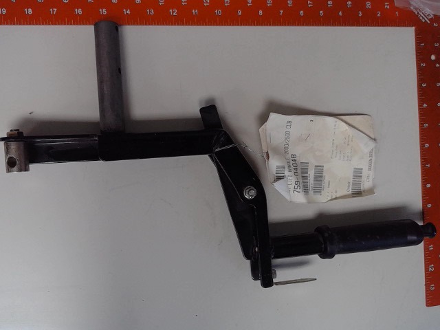 759-04048 Lift Handle for CUB CADET