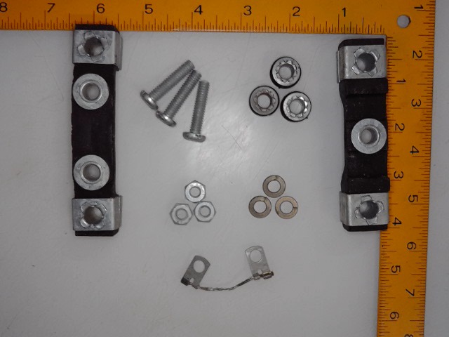 1910966 Mount Kit