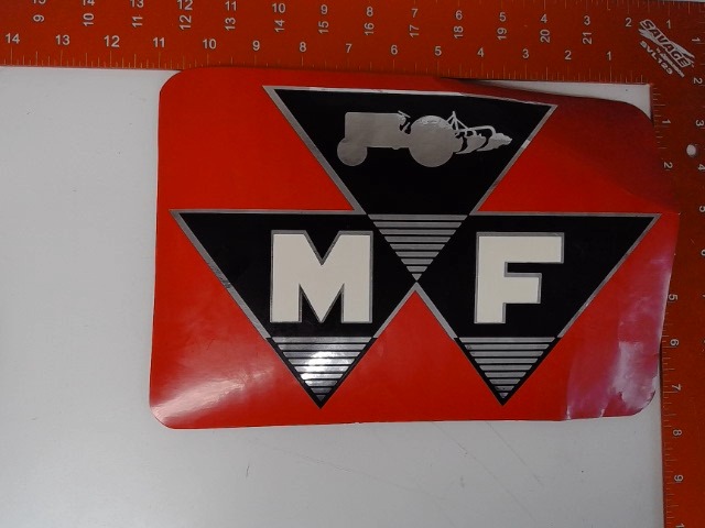 196279M1 AGCO Decal