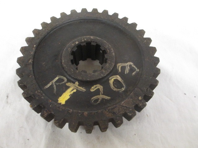 RT203 AGCO Gear