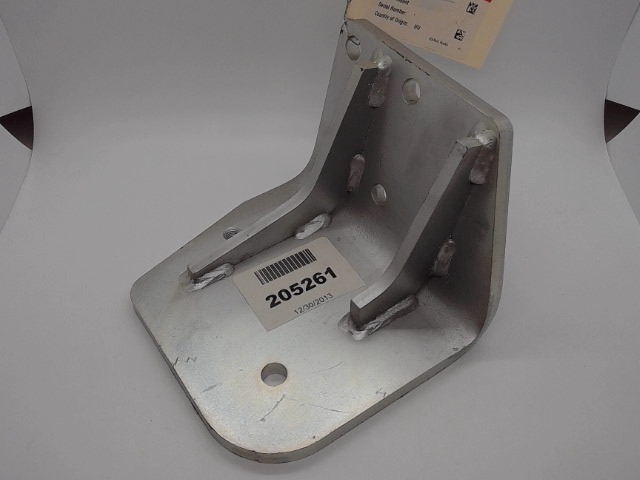 205261 Engine Mount for GEHL MANITOU