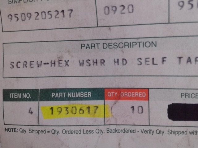 1930617 Bolt for AGCO