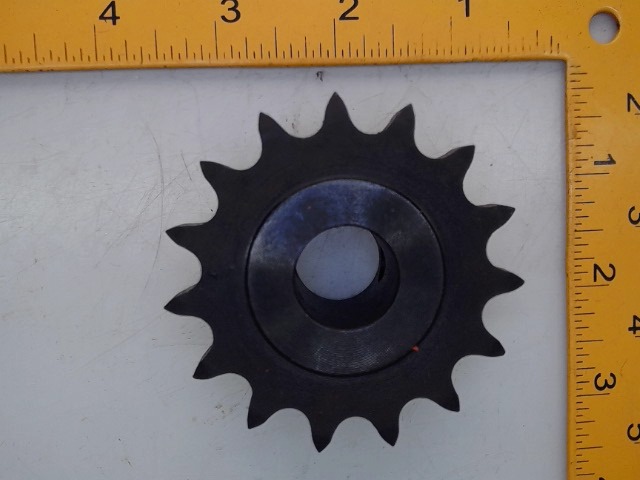270710M91 Spkt for AGCO