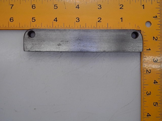 200-32590 Block/spacer for GEHL MANITOU