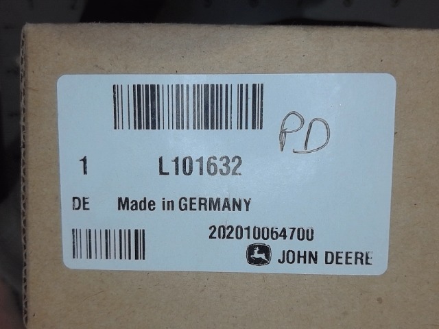 L101632 Decal for JOHN DEERE