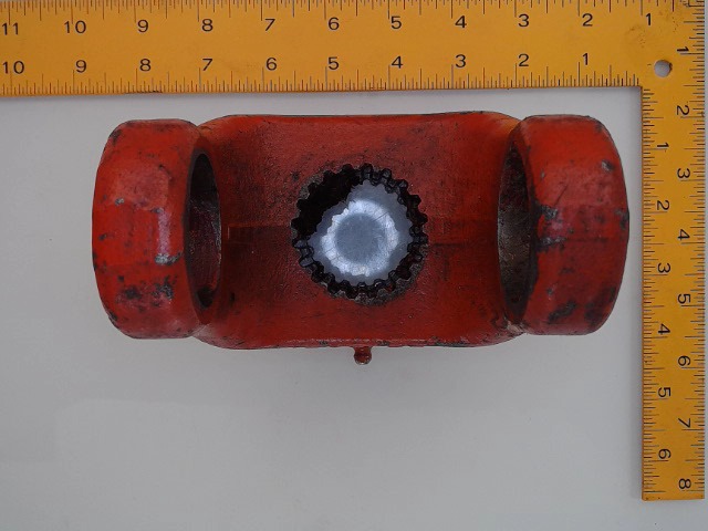 045880 Yoke for GEHL MANITOU