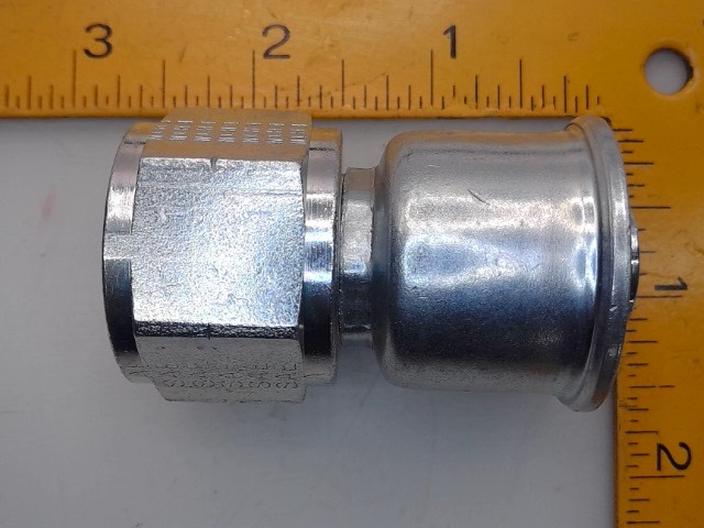 X10826-12-12 Fitting for JOHN DEERE